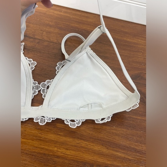 Hollister White Lace Bikini Swim Top With Adjustable Straps Sz Small Women’s EUC - Picture 2 of 10